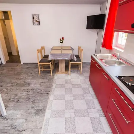 Apartmán Modern In With Private Terrace - One Bedroom With Terrace